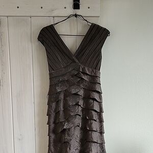 Elegant Brown Sleeveless Dress